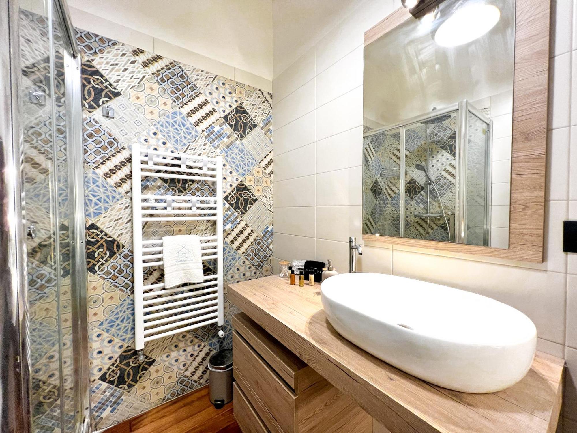 Unique House - 3 Bedrooms & 2 Bathrooms With 4 Beds - 100 Meters To The Metro A Рим Экстерьер фото